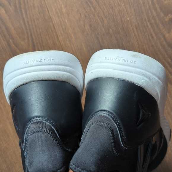 HP. Reebok Hayasu LimitedBlack/Oil Slick-White-Volt (W) - Picture 12 of 14